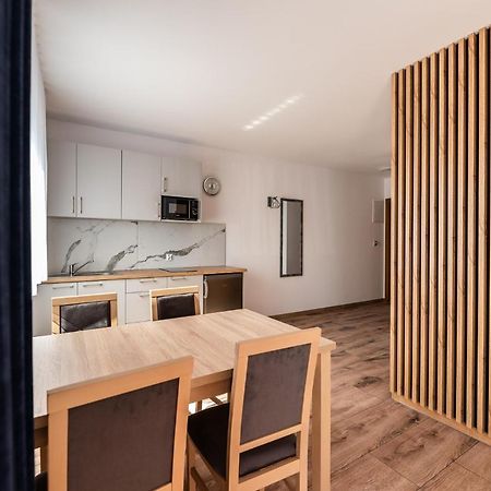 Apartamenty Henry Łeba Buitenkant foto